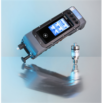 Portable calibrator measures pressures up to 10,000 bar